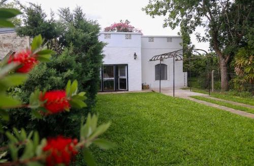 Sauce Viejo House | Casa con pileta Sauce Viejo, Cerca del rio y aeropuerto