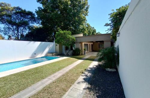 Concordia House | Casa con Pileta y Jardin Zona Termas Concordia