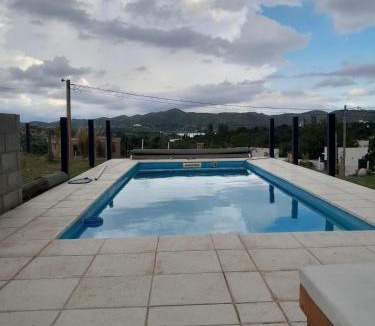 Potrero de los Funes House | Casa con piscina y vistas a las sierras en Potrero de los Funes- Casa Sawa