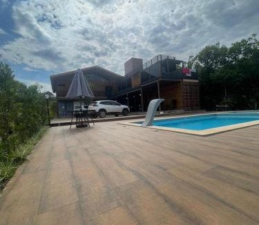 Sao Jose da Barra House | Casa container no lago de Furnas