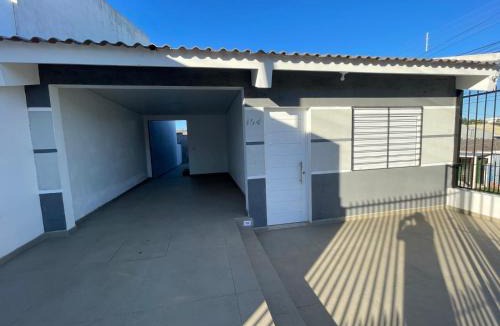 Santana do Livramento House | Casa de 2 quartos, moderna, garagem para 2 carros