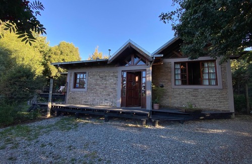 San Carlos de Bariloche House | Casa de Montaña en la Patagonia Argentina, ubicacion ideal con vista al lago.