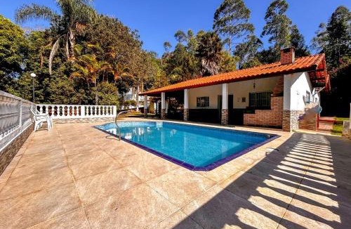 Itapevi House | Casa de Campo com Balanço na Árvore
