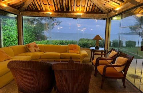Praia Rasa House | Casa de Luxo a Beira Mar em Búzios, RJ
