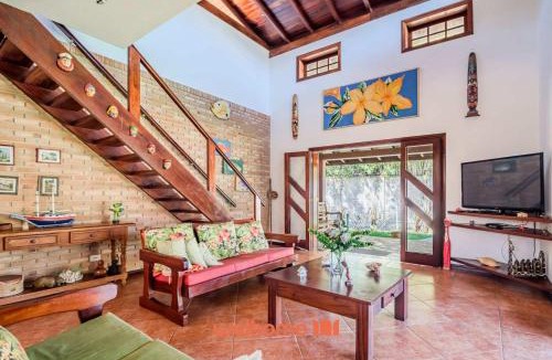 Horto House | Casa em Ubatuba com Churrasqueira e acesso ao rio