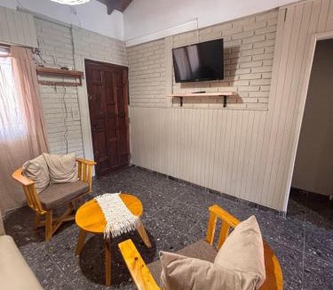 Villa Espana House | Casa en Berazategui