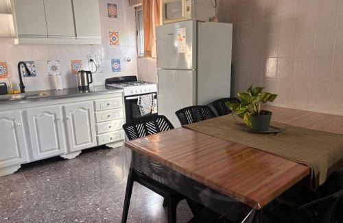 Villa Espana House | Casa en Berazategui