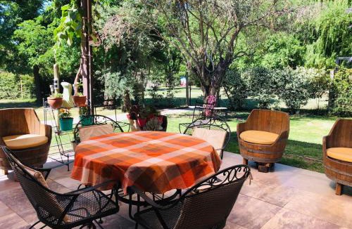 Lujan de Cuyo House | Casa en corazón zona de bodegas