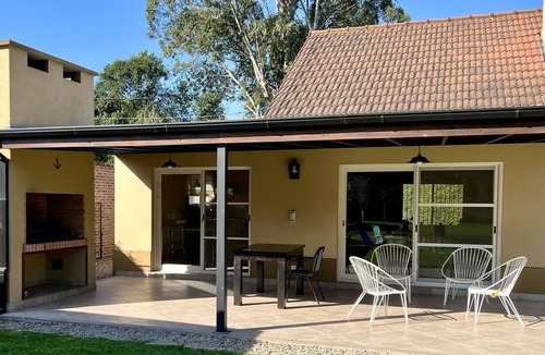 Ingeniero Maschwitz House | Casa en Ing. Maschwitz con gran parque y pileta