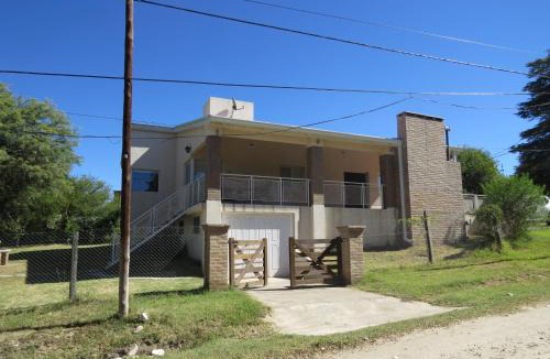 Alta Gracia House | Casa en Villa Los Aromos