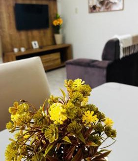 Petrolina House | Casa espaçosa com 4 quartos, climatizada, localização excelente