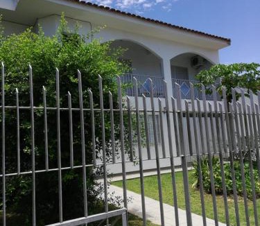 Corrego Grande House | Casa grande com piscina e churrasqueira
