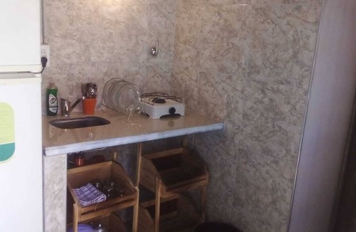 Lujan de Cuyo Apartment | Casa Iaue 2 Baño, Cocina Comedor Amplio con TV, Estacionamiento con Patio Amplio