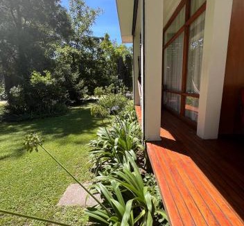 Bosque Peralta Ramos House | Casa Las Margaritas