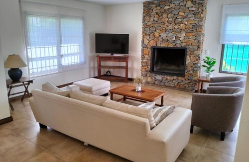 Chacras de Coria House | Casa Las Palmas