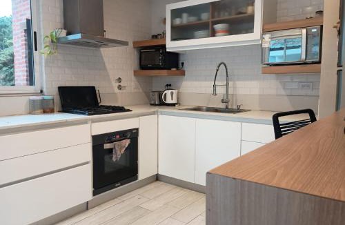 Costa del Este House | Casa Los Girasoles Home