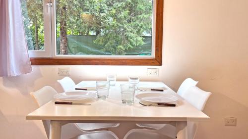 Villa Los Coihues Ski Chalet | Casa Moderna entre Coihues