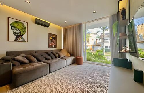 Jurere House | Casa Moderna 4 Suítes e Piscina