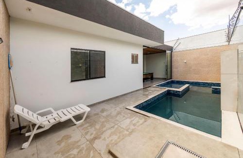Maringa House | Casa Munique Maringa Com Piscina Ar Condicionado e Churrasqueira