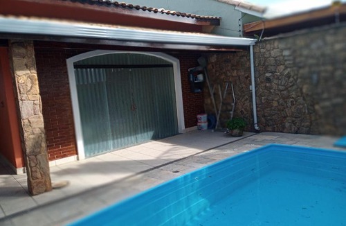 Jardim Casablanca House | Casa na quadra da Praia de Peruíbe