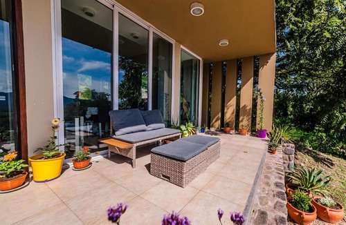 Vaqueros House | Casa Ola Relax in private neighborhood with pool