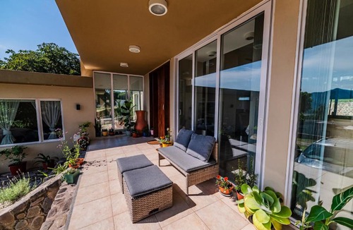 Vaqueros House | Casa Ola Relax in private neighborhood with pool