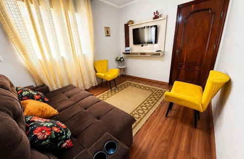 Ourinhos House | Casa p/7 | 3 quartos c/ar e churrasqueira