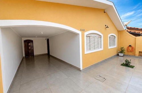 Ourinhos House | Casa p/7 | 3 quartos c/ar e churrasqueira