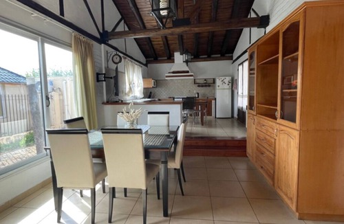Maipu House | CASA POR LOS CAMINOS DEL VINO EN UN LUGAR DE VIÑEDOS PRIVILEGIADO DE MENDOZA