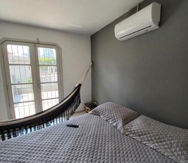 Santo Amaro House | Casa próximo ao centro comercial de Santo Amaro