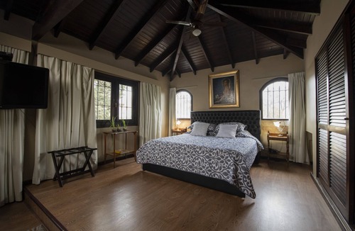 Vicente Lopez Cottage | Casa Quinta EN Plena Ciudad DE Vicente Lopez-buenos Aires