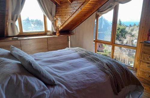 San Carlos de Bariloche Ski Chalet | Casa Suiza, vistas panorámicas al lago, ciudad y montañas !