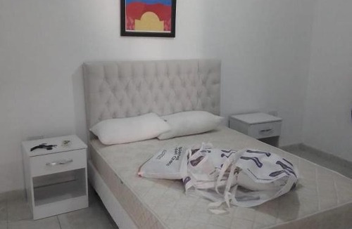 Cerrillos House | Casa Victoria