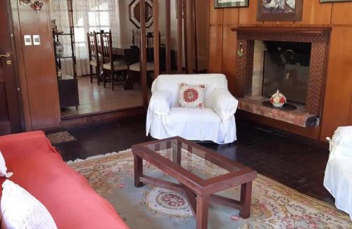 Sierra de los Padres House | Caserón de Tejas