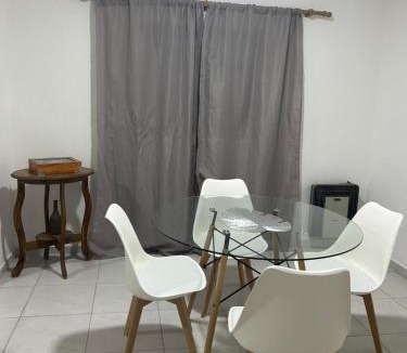 Ramallo House | Casita del río