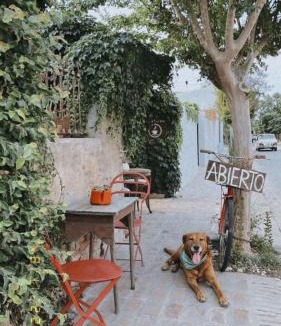 San Antonio de Areco Apartment | Casita: “Granada”