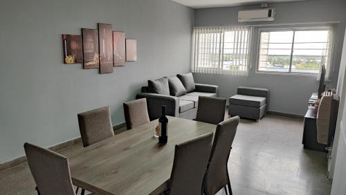 Guaymallen Apartment | Cavas de Mendoza - 3 habitaciones - Frente al Shopping y Hotel Hilton