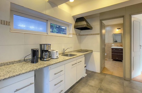 Angostura Apartment | Centrally located PET friendly apartment