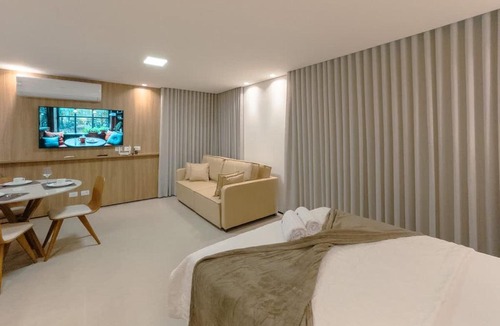 Zona 01 Apartment | Centro Moderno - Estilo e Conforto Unicos - NEO1004