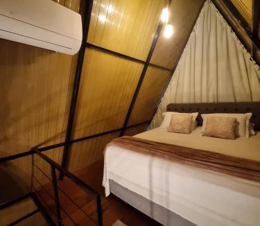 Imbituva Ski Chalet | Chalé 1 com hidro, lareira e café da manhã