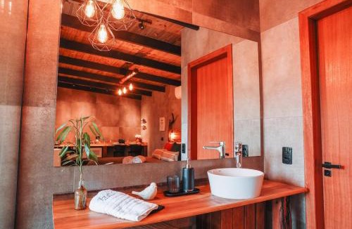 Augusta Ski Chalet | Chalé Aconchegante Climatizado com banheira - Tiny House Passaúna