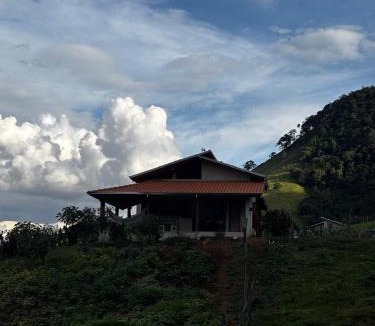 Cambui Ski Chalet | Chalé Araucárias-Recanto dos pássaros