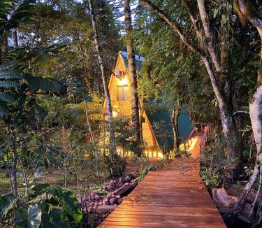 Campina Grande Do Sul Ski Chalet | Chalé Bamboo