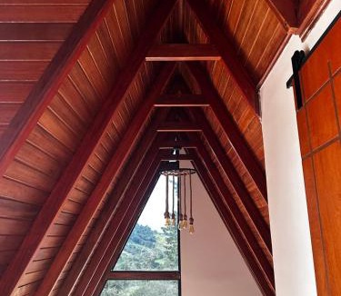 Caldas Cabin | Chalé de la paz