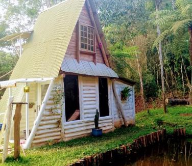 Piracaia House | Chalé Do Lago