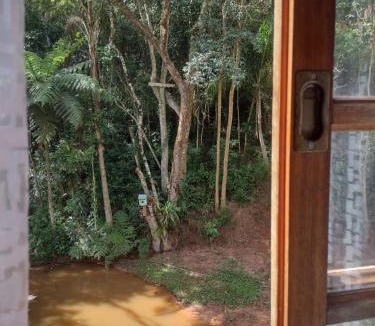 Piracaia House | Chalé Do Lago