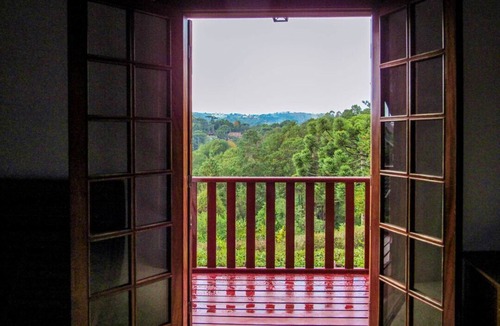 Vila Everest Ski Chalet | Chalé em Campos do Jordao c lareira e linda vista
