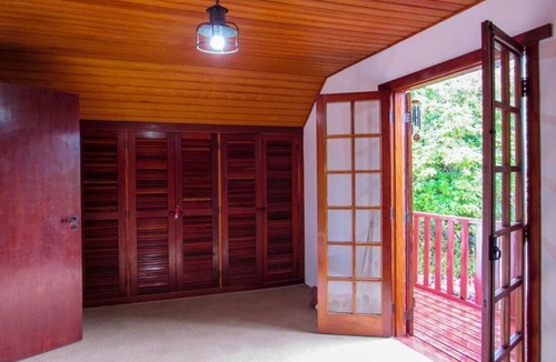 Vila Everest Ski Chalet | Chalé em Campos do Jordao c lareira e linda vista