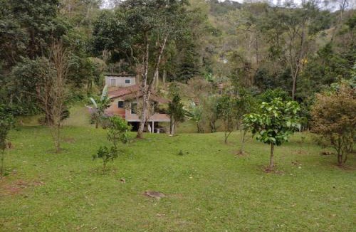 Itapevi Ski Chalet | Chalé em São Roque