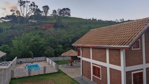 Camanducaia Ski Chalet | Chalé Família